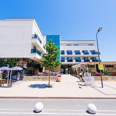 Hotel Prestige Mamaia Ngoại thất bức ảnh