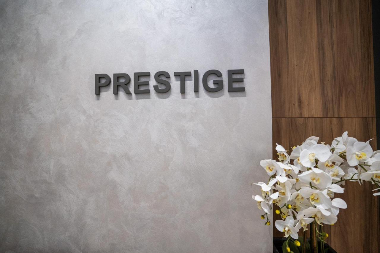 Hotel Prestige Mamaia Ngoại thất bức ảnh
